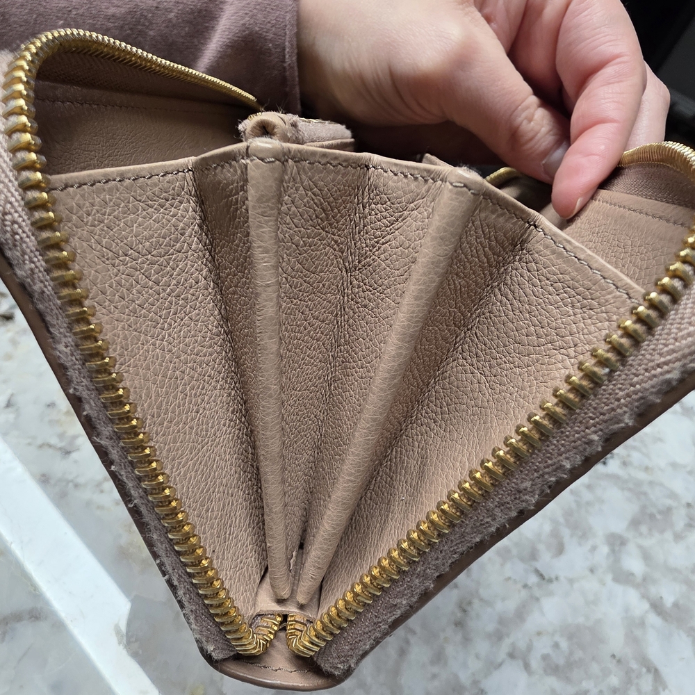 Prada Pink Wallet with Bow Accent - Picture 14 of 14